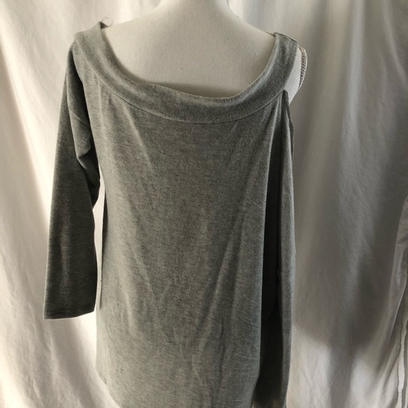 Medium gray open shoulder top Fantastic Fawn - Picture 4 of 8